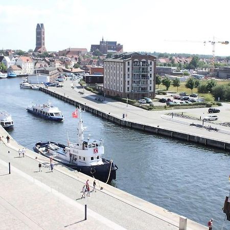 Ohlerich Speicher - Schlafen Im Hafen Wismar Ngoại thất bức ảnh